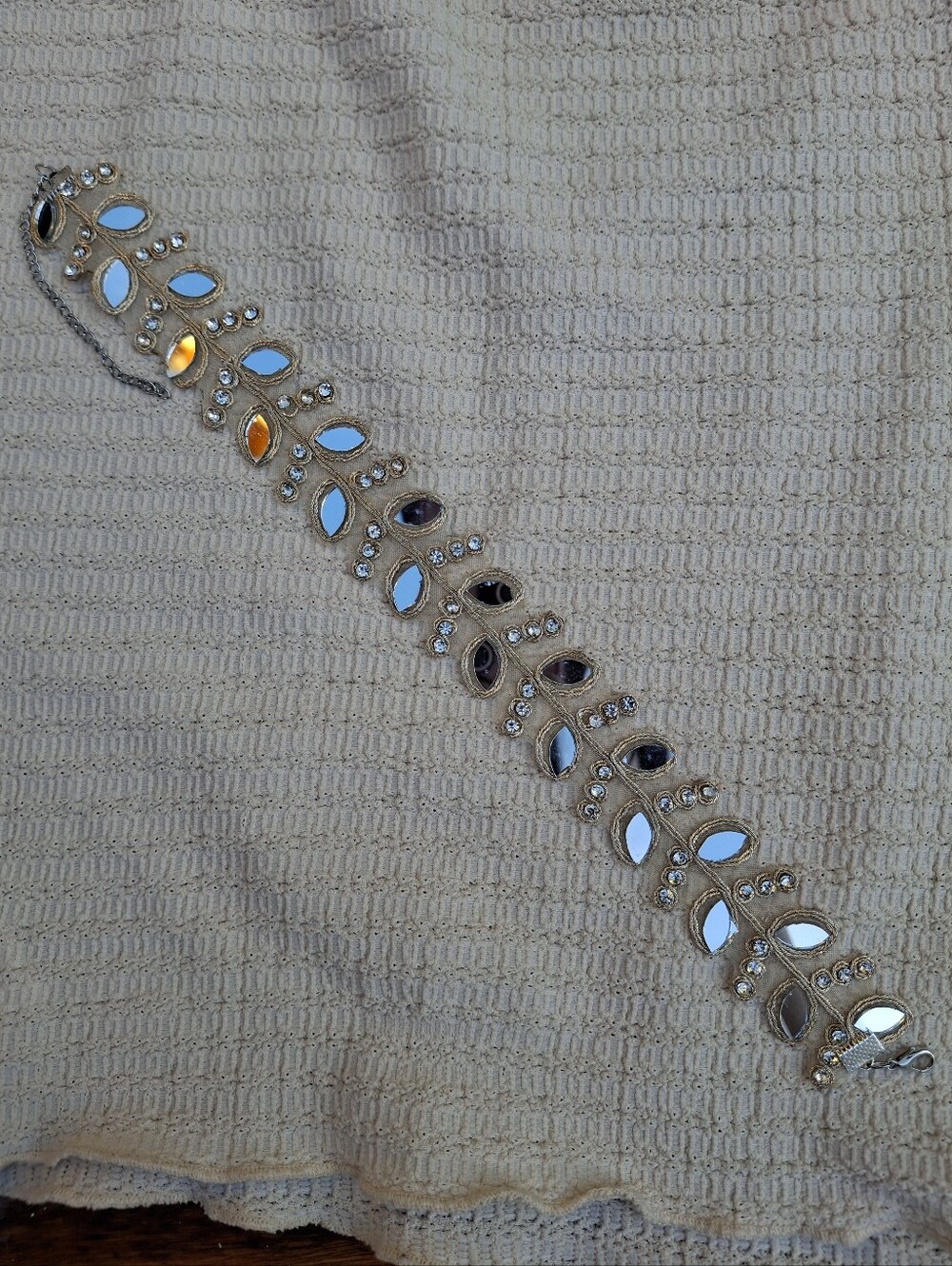 Handmade Boho Mirror Gold Leaf Choker Necklace Wedding Festival Party Evening - Picture 8 of 8